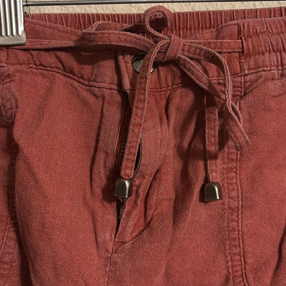 Iris Women's Rust Shorts size small - Picture 3 of 6